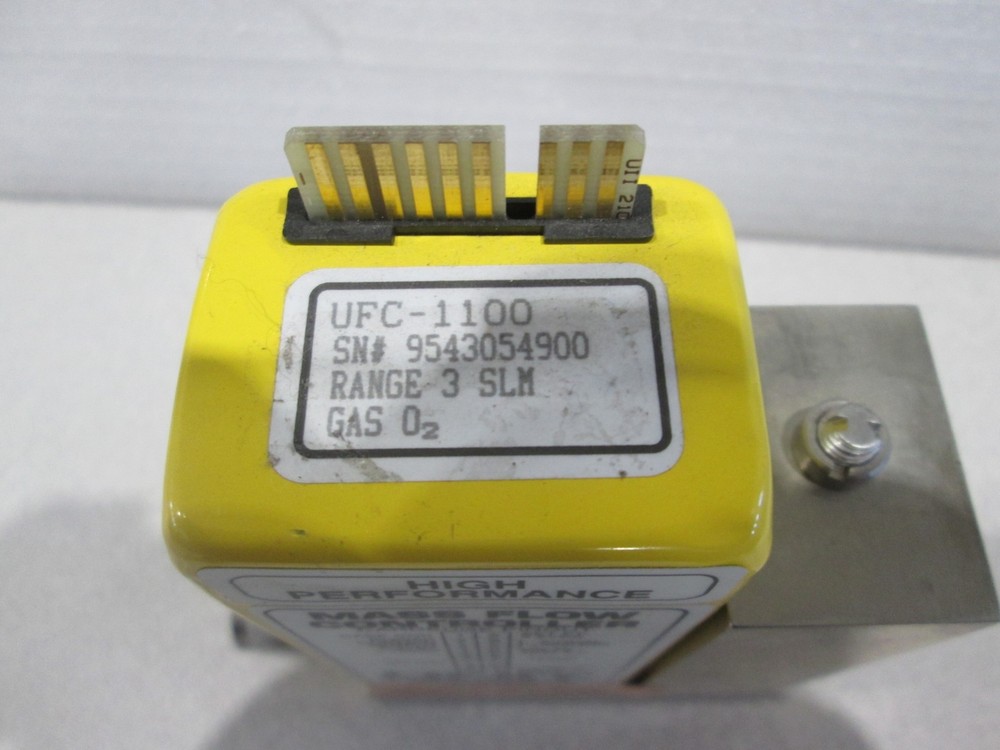 Unit UFC-1100 Mass Flow Controller, Gas o2, 3 SLM