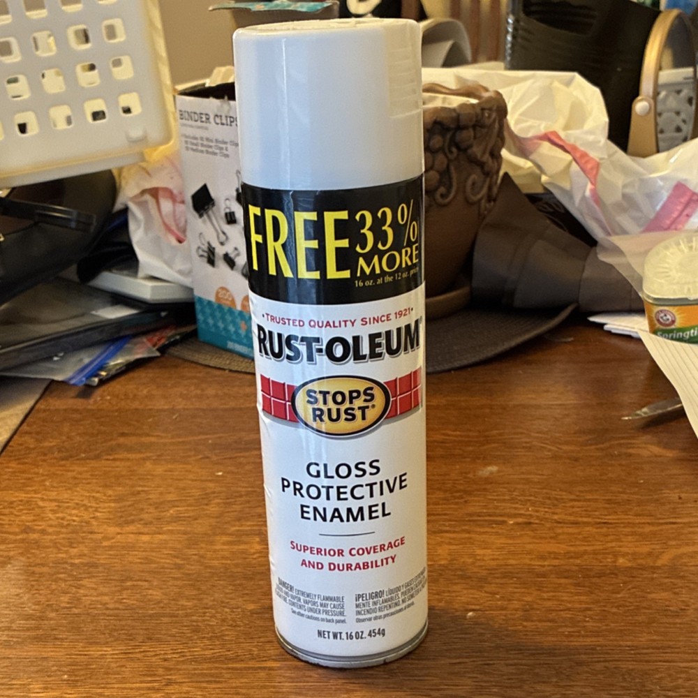 Rust-Oleum Gloss White Spray Paint 16 oz Superior Coverage Durability Oil-Based