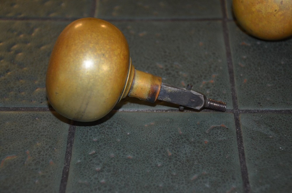 Door Knobs 2 1/4" Vintage Pr Antique BRASS