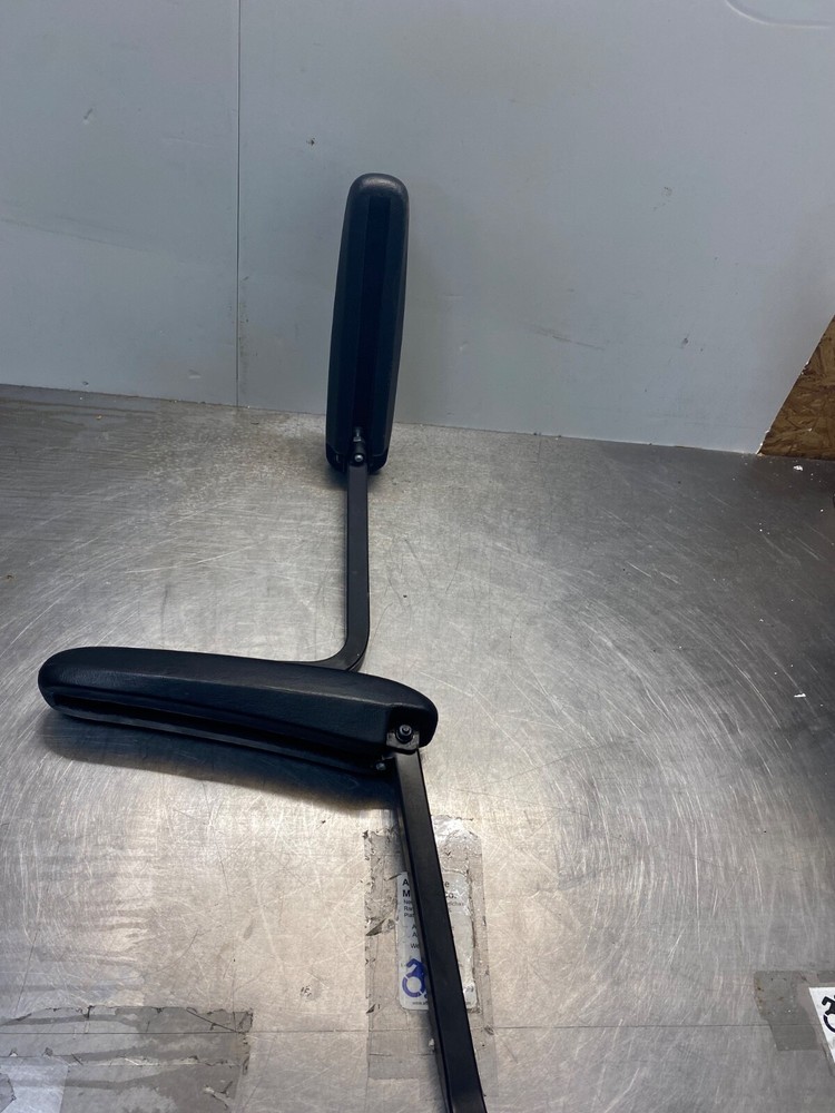 PAIR Invacare Lynx Scooter Armrests & Frames (F6/#7)