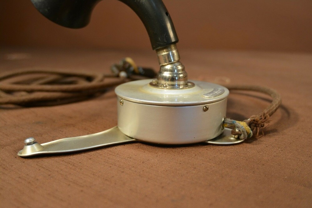 SELDOM SEEN 1930's SWITCHBOARD OPERATORS MICROPHONE....LOOK