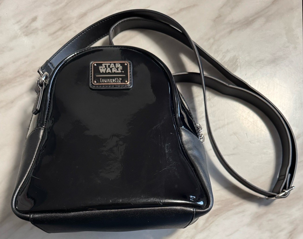 Darth Vader 3D Helmet Cross-Body Bag Star Wars Loungefly SDCC EUC