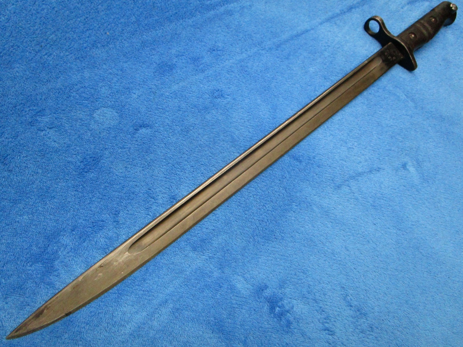 VINTAGE ORIGINAL US MADE BRITISH M1913 BAYONET AND SCABBARD MAKER REMINGTON 1917