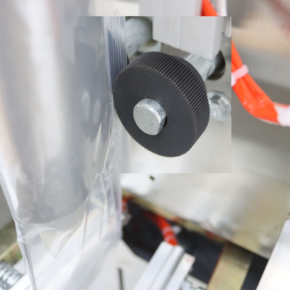 30-300ml Automatic Quantitative Paste Liquid Filler with Mixing Hopper 110V