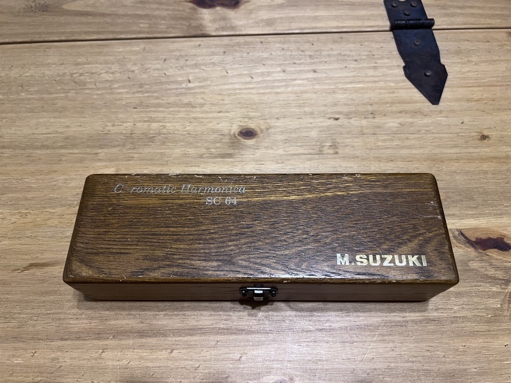 Suzuki Chromatic  SC-64 PROFESSIONAL  Harmonica + Wood Case