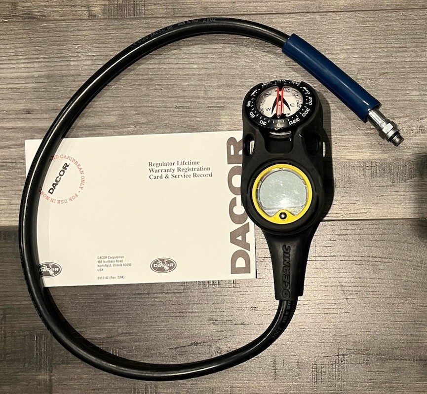 Oceanic VEO 100 Computer with Pressure Gauge and Compass Untested