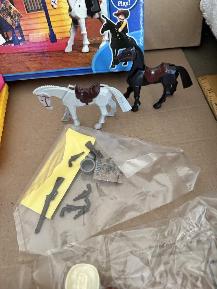 Western Playset 40 Pieces New, Open Box