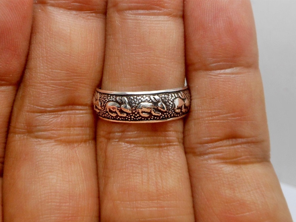 Adjustable Rabbit Textured Toe Ring 925 Sterling Silver, Handmade Womens Ring