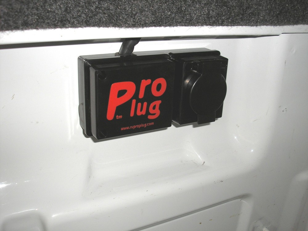 Surface Mount 7 Pin Flat Blade Trailer Connector, Pro Plug RV7
