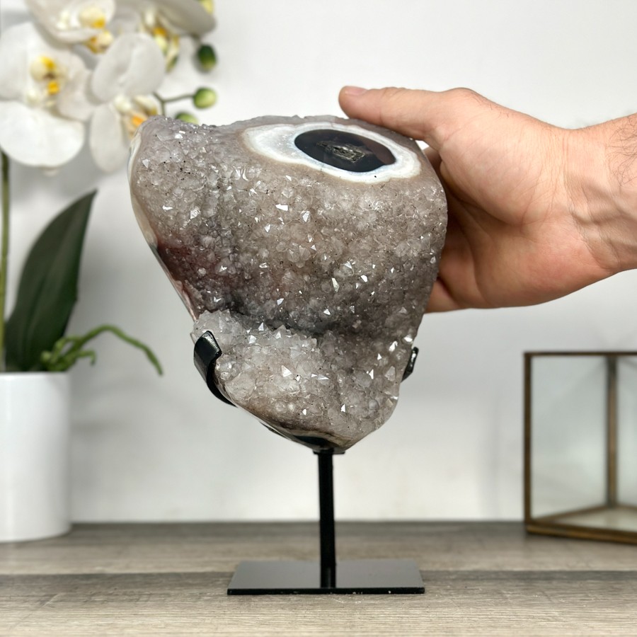 Natural Quartz & Agate Crystal Formation. MWS2831
