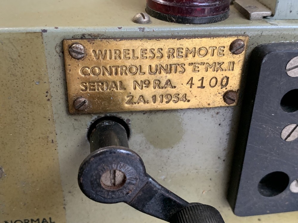 Vintage WW2 Field Telecom Equipment | Wireless Set Remote Control Unit "E" MK.II