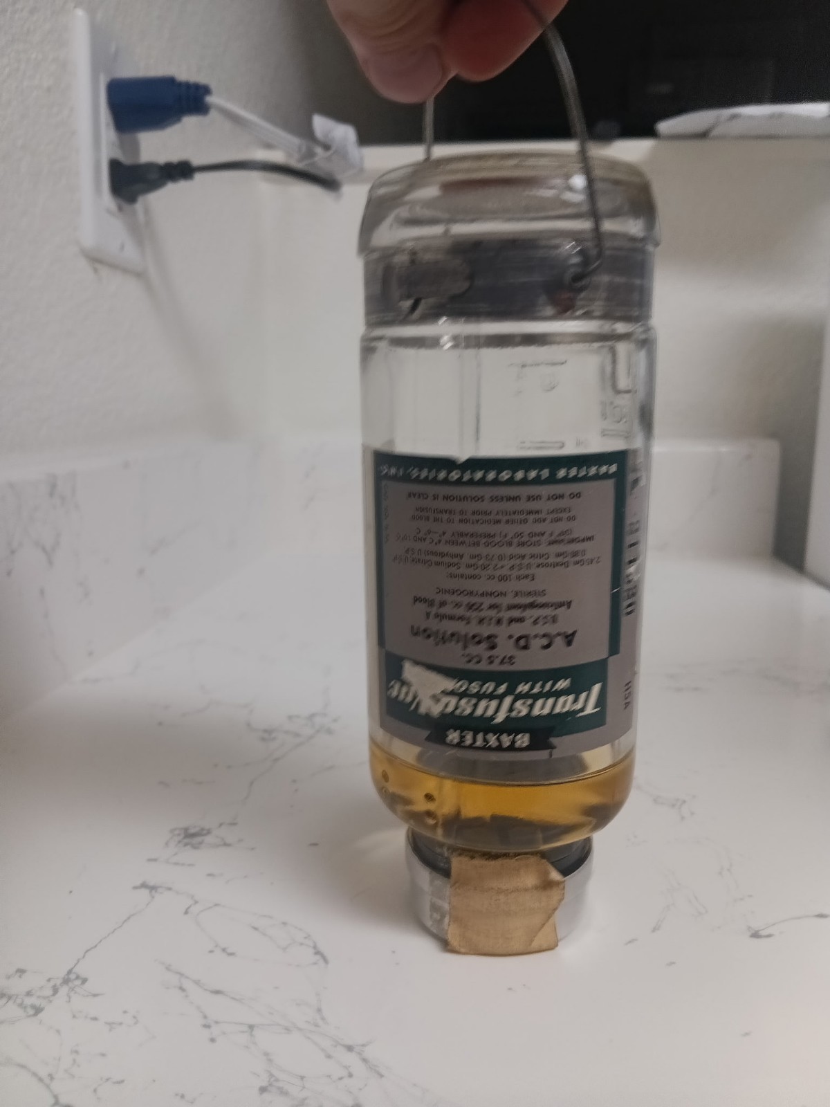 Vintage Baxter Transfuso-Vac Glas Blood Transfusion Bottle 250cc (STILL SEALED!)