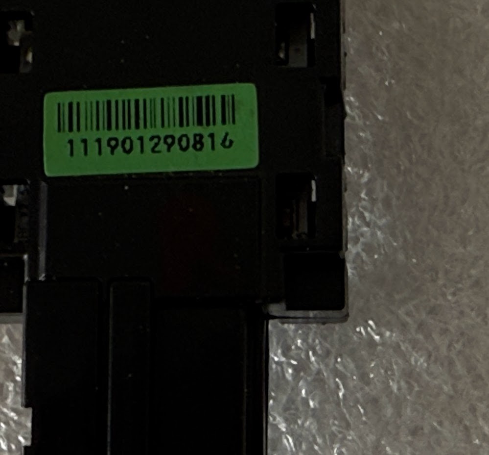 GM 2015+ SUV overhead console rear RH courtesy dome light switch asm module