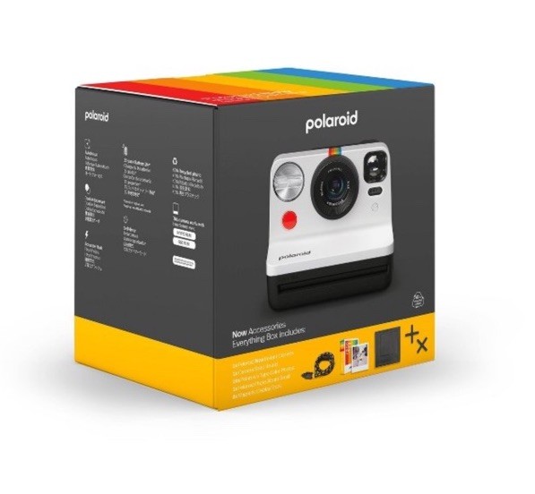 Polaroid Essentials Box: Film Camera with Automatic Focus & Polaroid 600 Format
