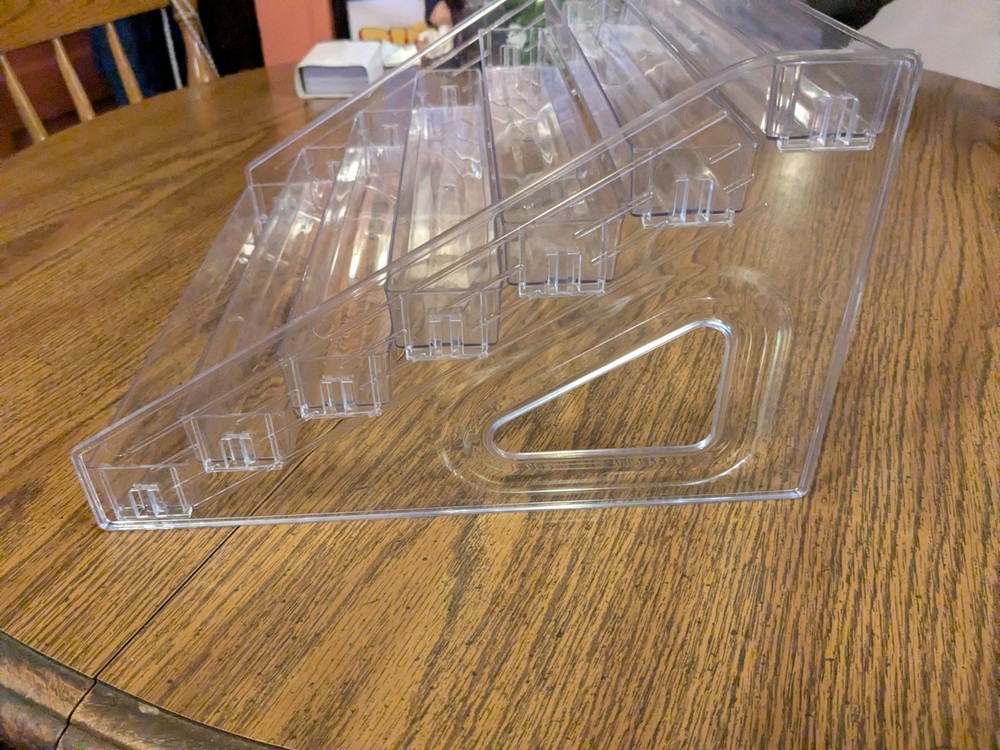 UNBRANDED 7 TIER CLEAR PLASTIC DISPLAYER