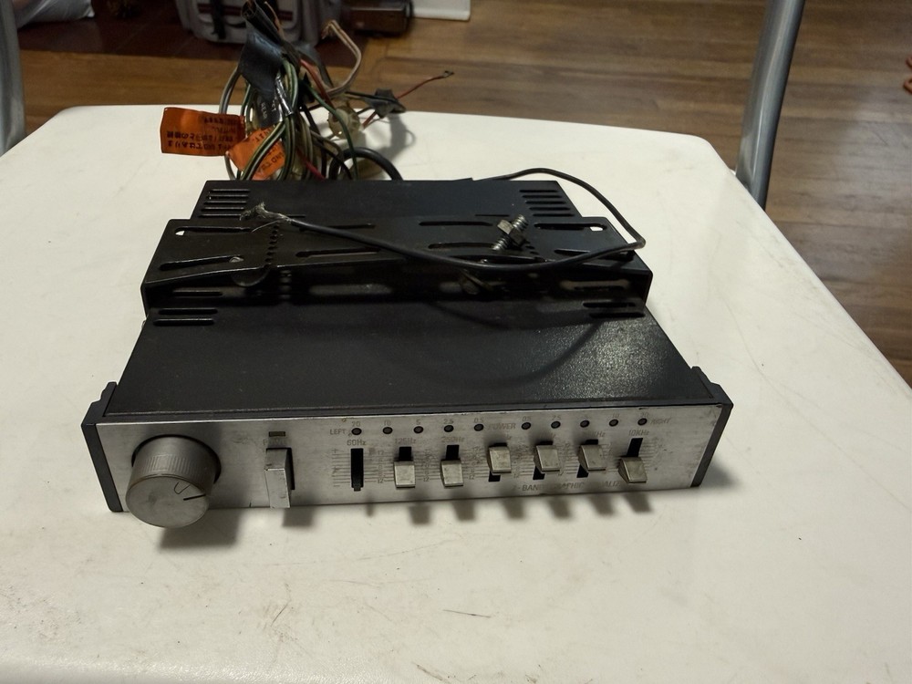 ALPINE 3023 OLD SCHOOL VINTAGE  EQ EQUALIZER  ( Untested)