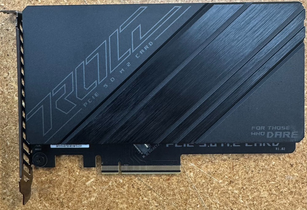 Asus ROG PCIE 5.0 M.2 Card