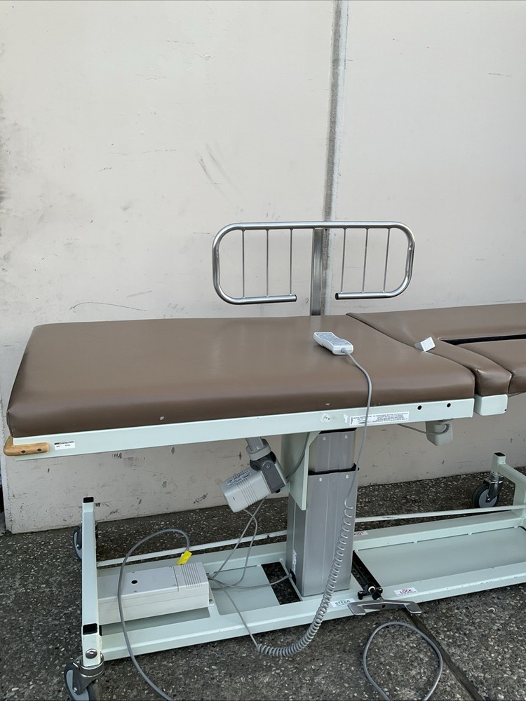 Medical Positioning Model 1133 Table May 2008, 120V