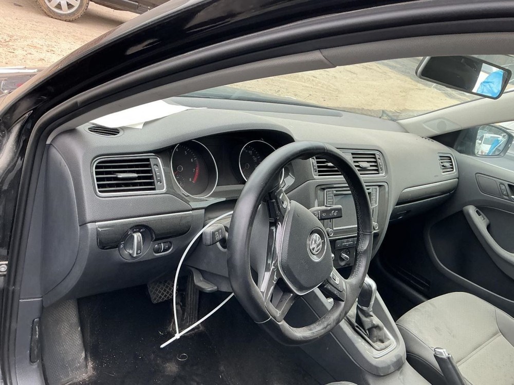 JETTA 2016 Glove Box 4984618