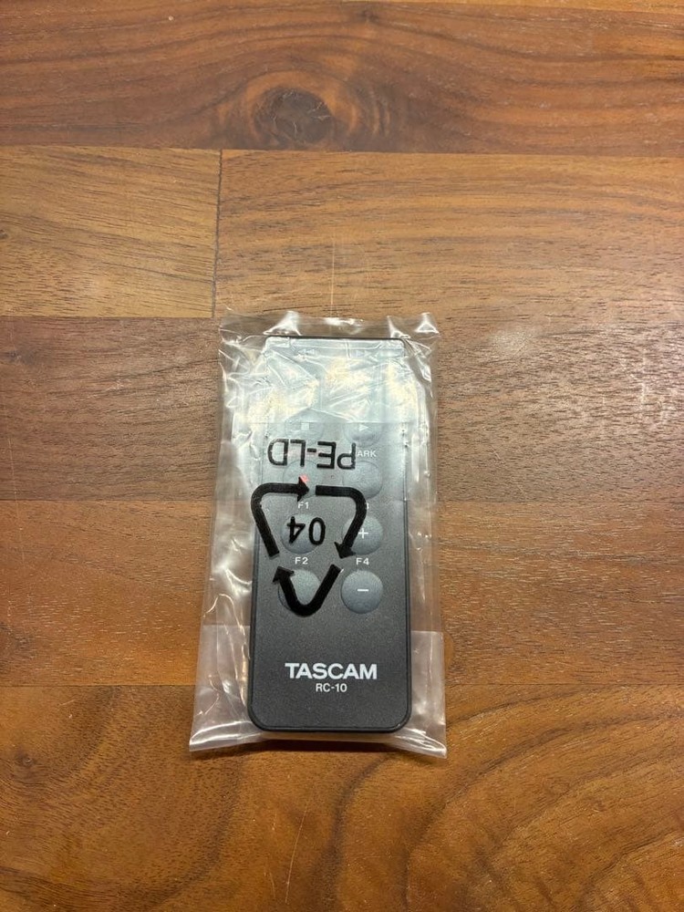 TASCAM DA-3000 Digital Solid State Audio Master Recorder Converter