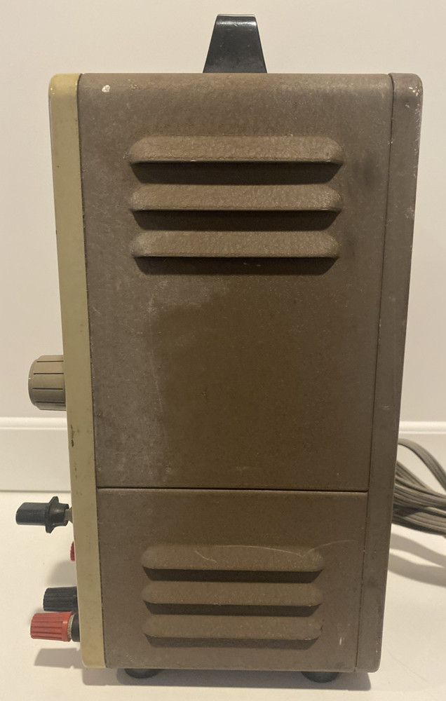 Vtg HEATHKIT MODEL IT-28 CAPACITOR CHECKER - Powers On - Untested