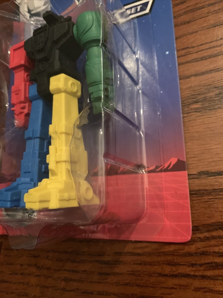 Lootcrate Voltron Eraser Set Figure Very Cool!