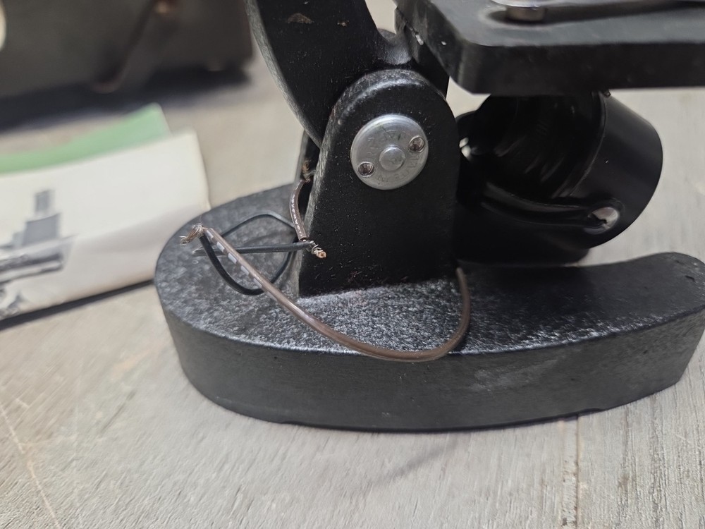Sans & Streiffe Microscope No511 Vintage (Need Re Woring)
