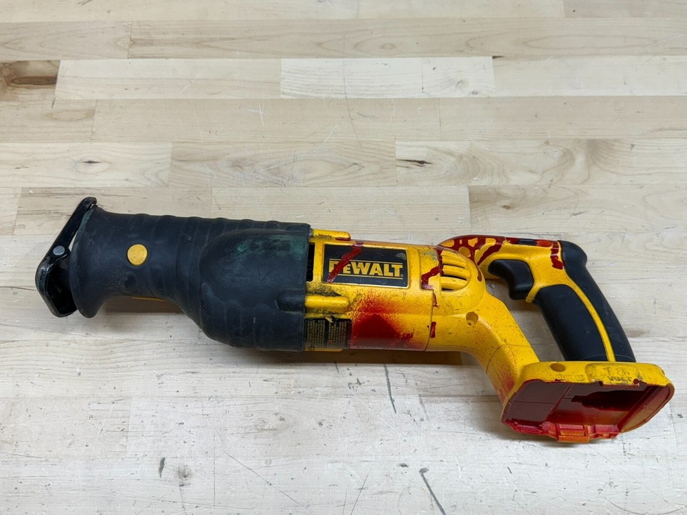 DeWALT DC385 18V Variable Speed Reciprocating Saw.  Bare Tool Only. Tested works