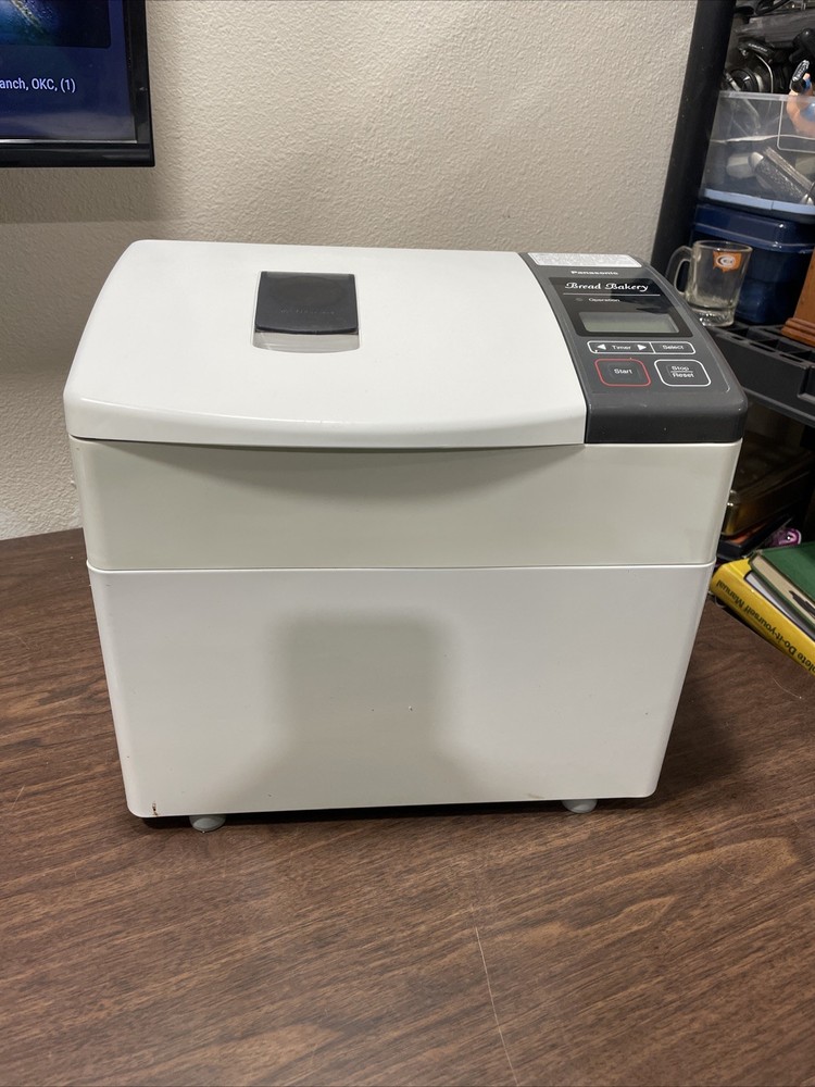 Panasonic Bread Maker 1.5 lbs  SD-BT55P Tested Working