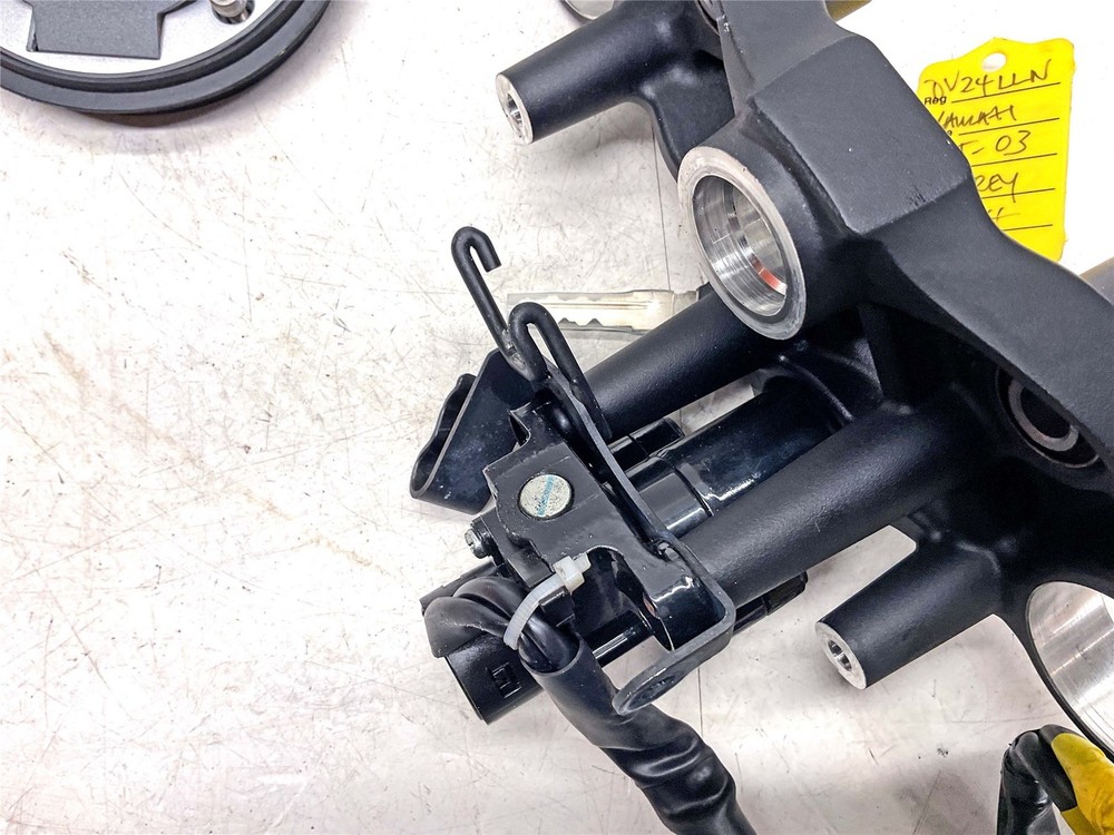 2024 Yamaha MT-03 Lock Set