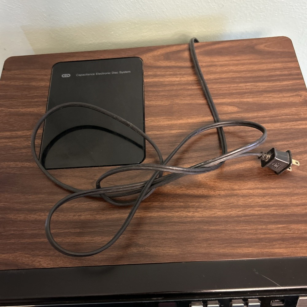 Vintage RCA Selectavision Video Disc Player Model SFT 100 W