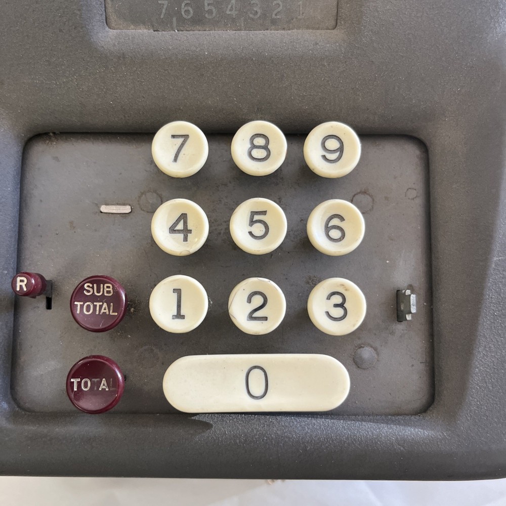 Vintage 1940’s Remington Rand Adding Machine