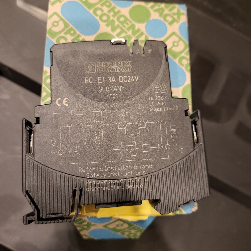 2x Phoenix Contact 0903025 BRKR SOLID STATE 3A 24VDC