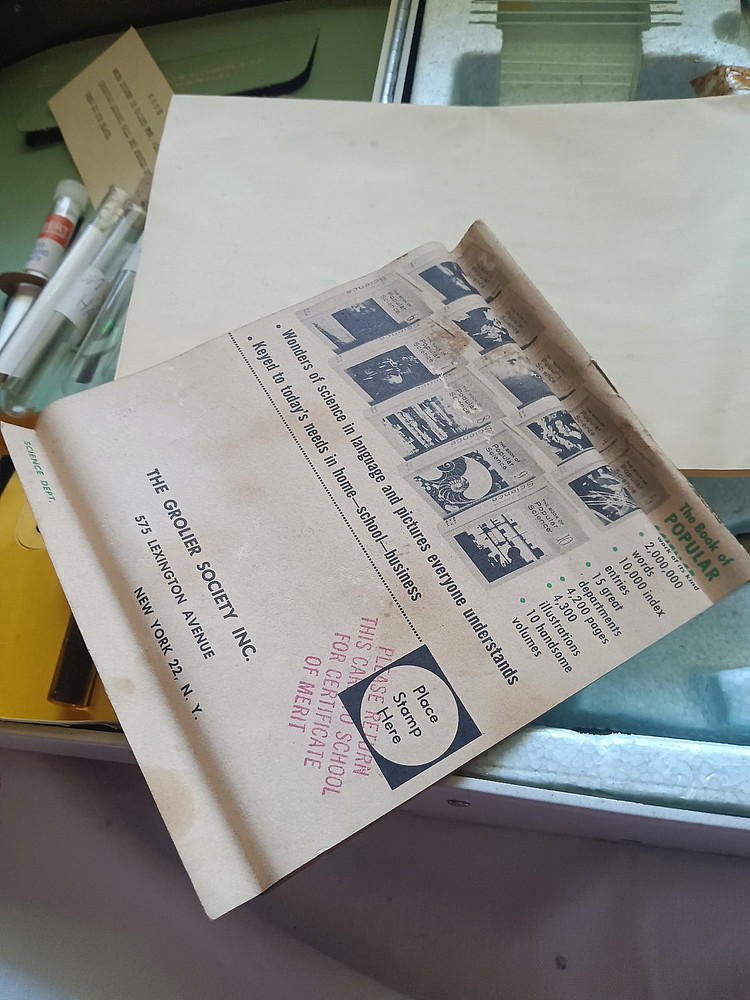 Vintage Gilbert Microscope Lab Set Partially Complete Untested For Display