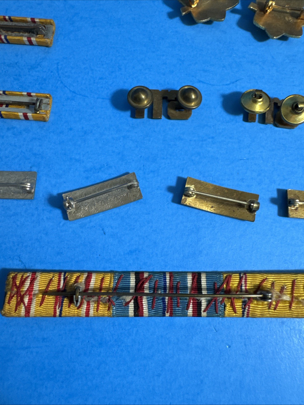 Military WW2 Pins And Bars Lot US Military Pins (T6)