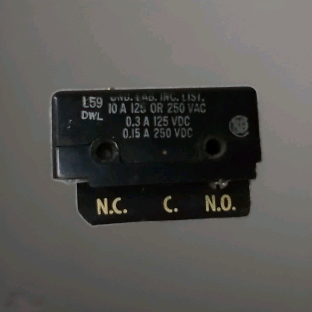 MicroSwitch DT-2R-A7, MS25008-1 Basic Switch