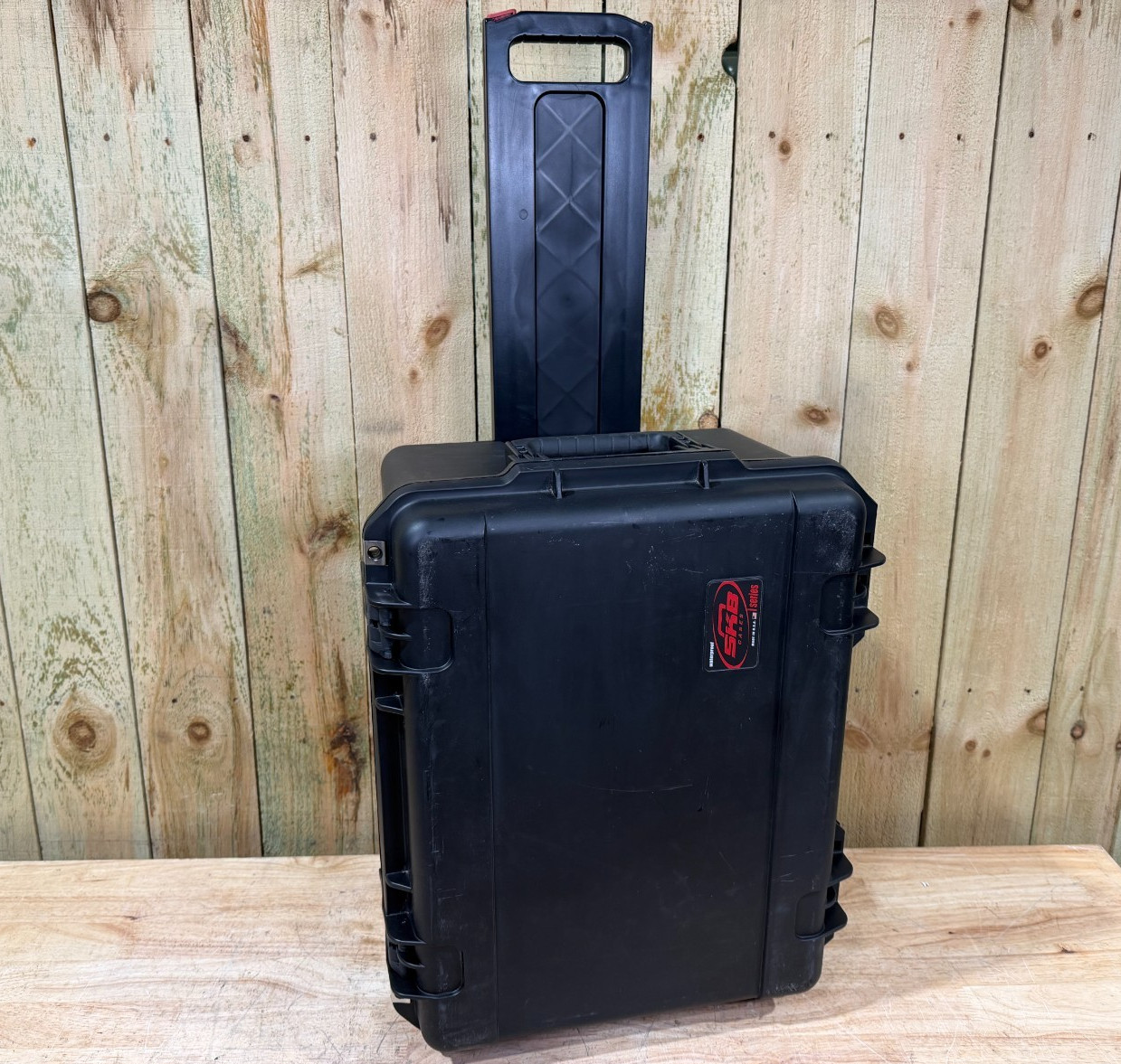 SKB iSeries 2015-10 Waterproof Rolling Case Carry On Great Condition AB