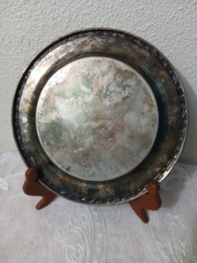 Unbranded 9" Silver Plated Round Serving Tray Ornate Design