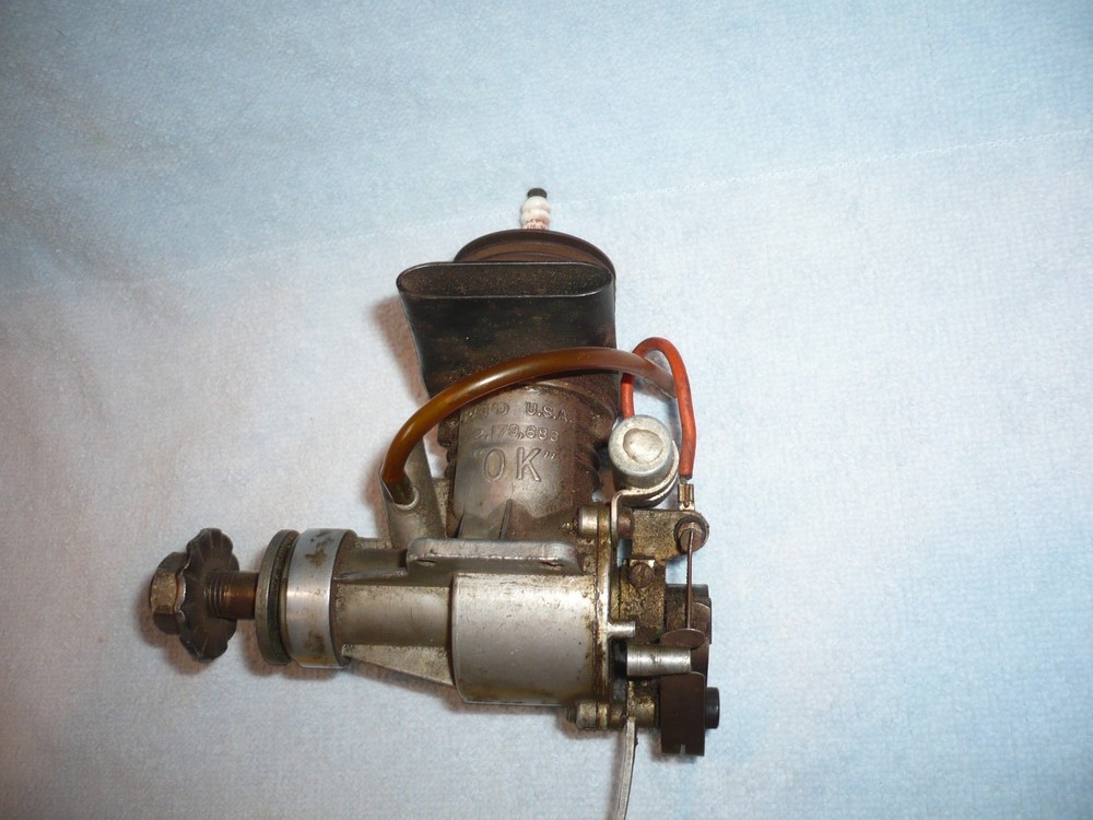 1938 era Herkimer OK Super 60 Model Airplane Engine external points and condense