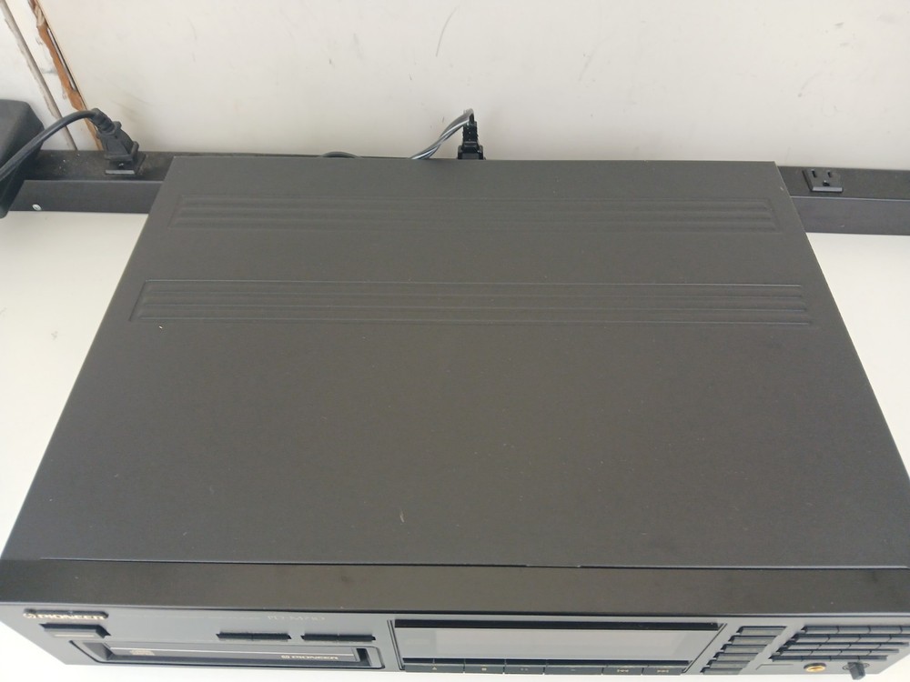 Pioneer PD-M710 Multiplay CD Player (TESTED) -works * READ DESCRIPTION