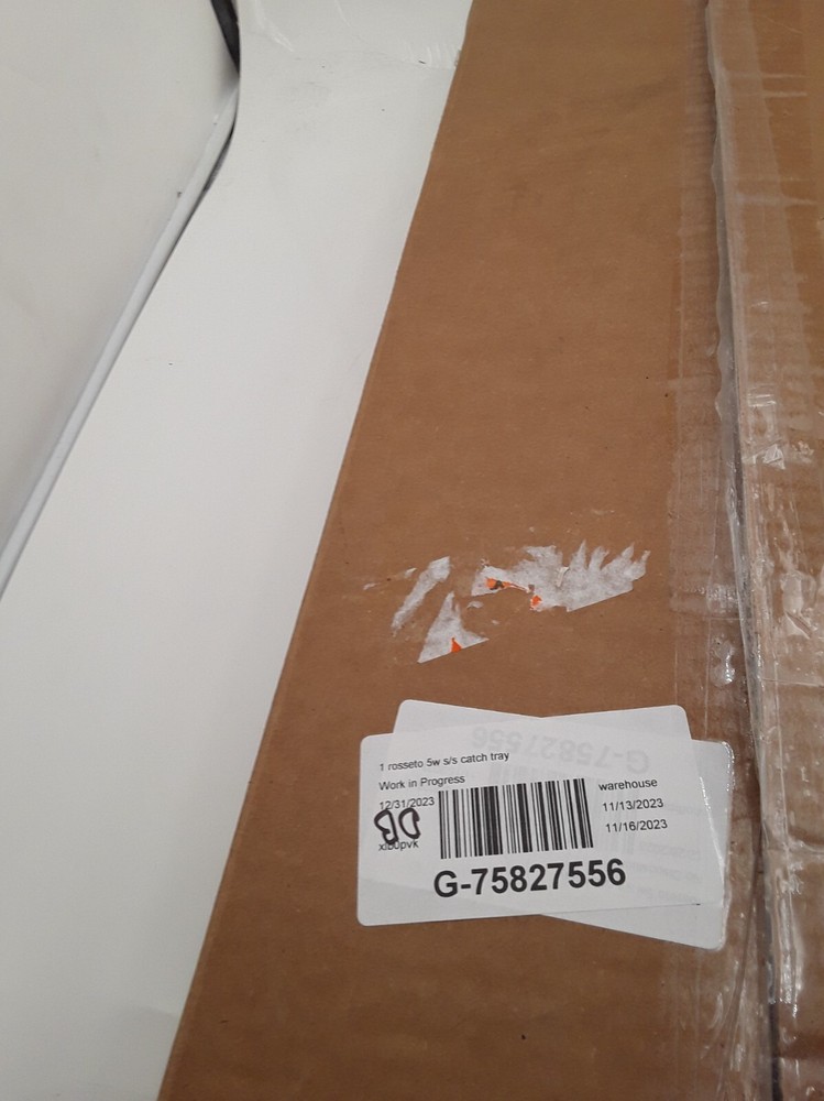 Rosseto Serving Solutions Wall-Mounted Catch Tray EZT017. Z8