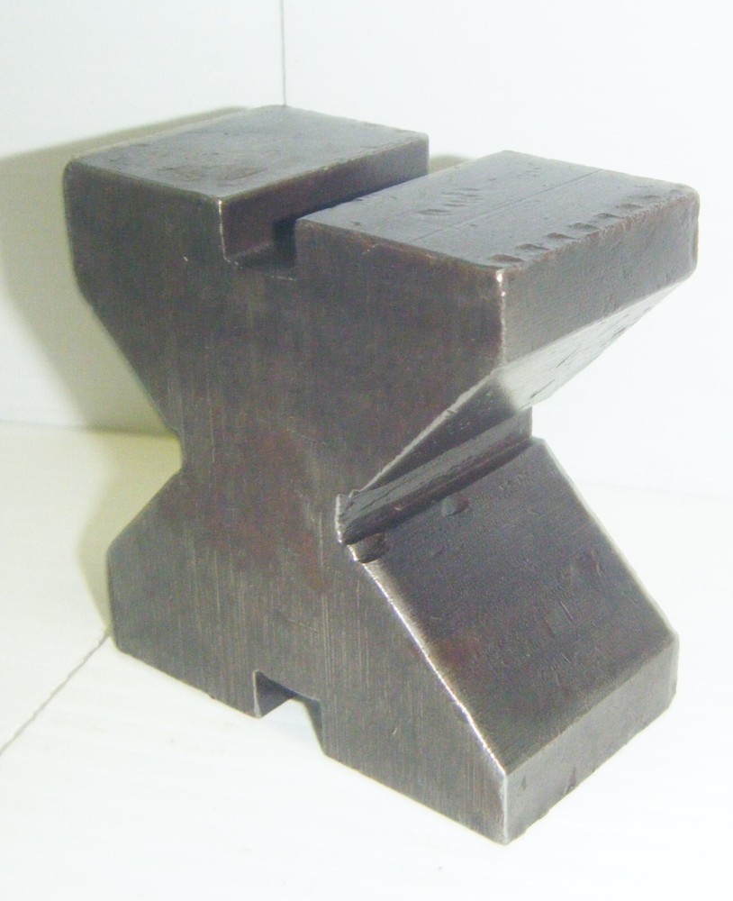 Machinst V-Block