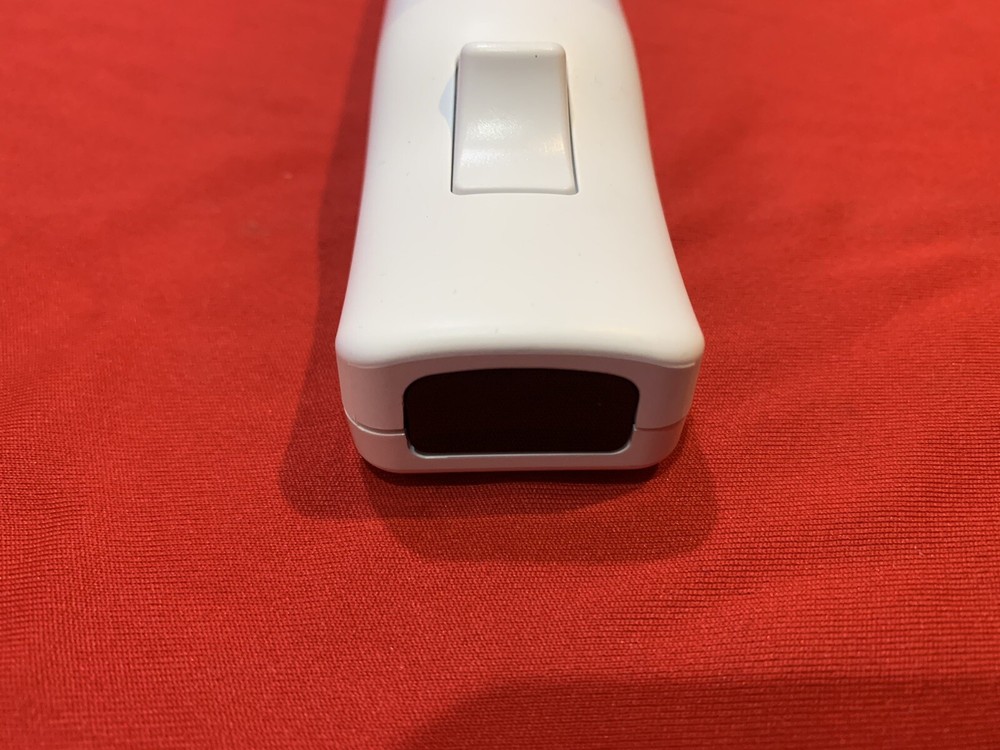 Official OEM Nintendo Wii Remote White Controller