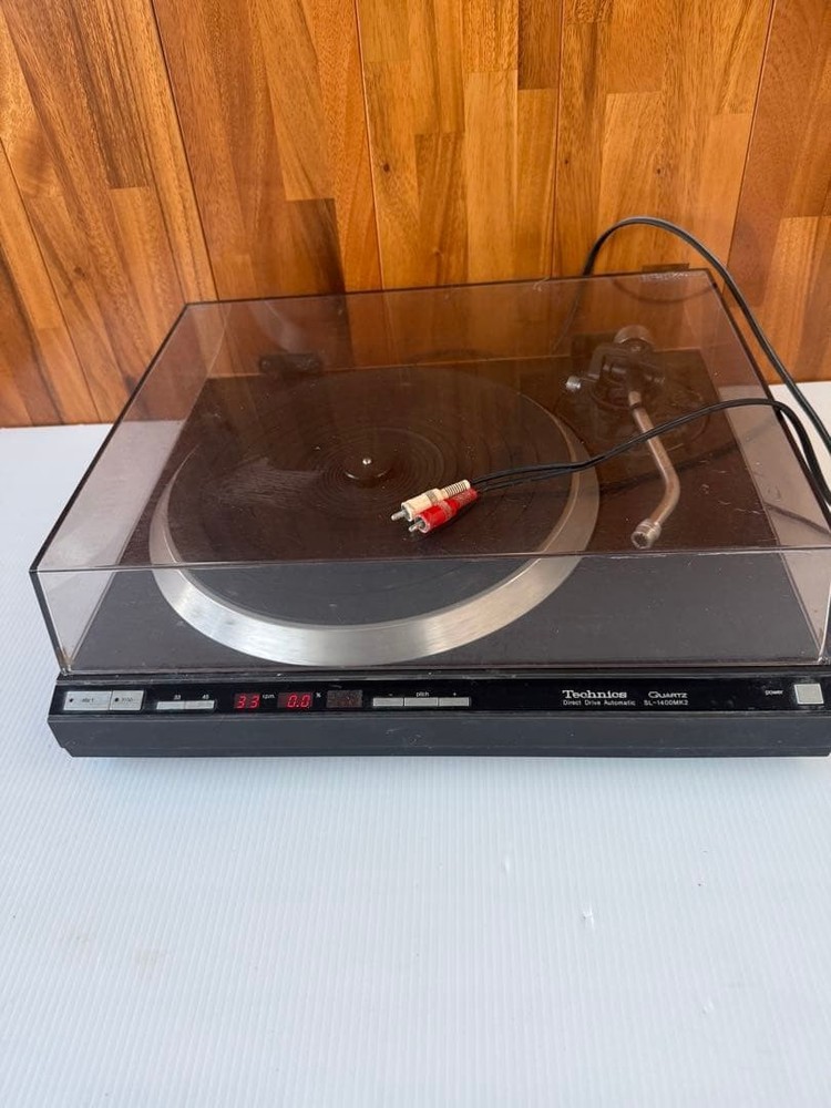 Junk Technics SL-1400MK2 Direct Drive Automatic Turntable Record Player