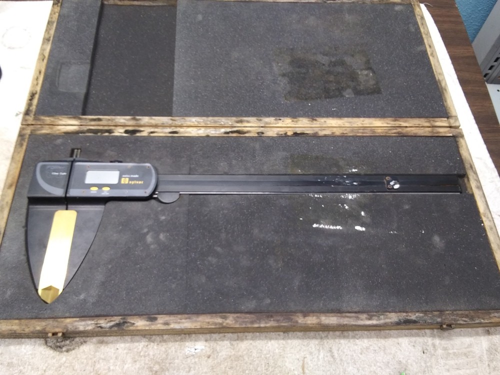 Fowler Sylvac Ultralight Digital Caliper 54-110-312 READ