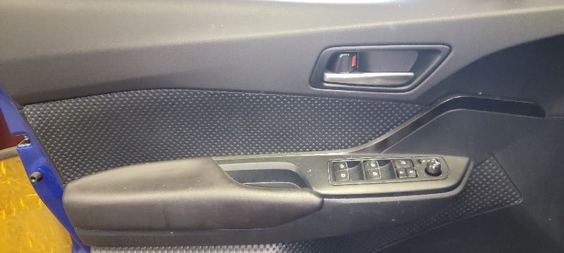 18 Toyota 18 C-HR Front Camera/Projector Windshield Mounted