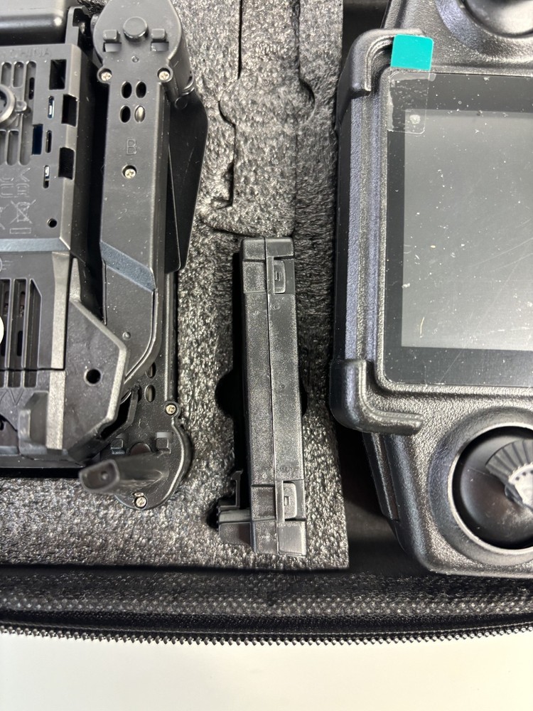 E88 Screen Foldable Drone With Controller Camera Case Ready To Fly! Black