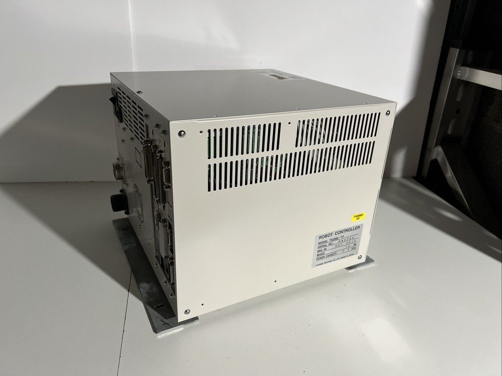 toshiba TS2000 robot controller 2.3KVA -CE 12KG