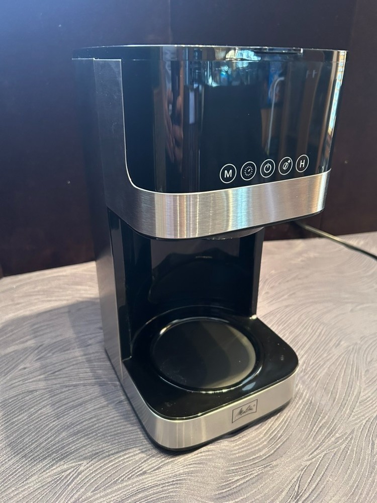 Melitta MCM009 10-Cup Drip Coffee Maker Touchscreen Programmable 900W w Box