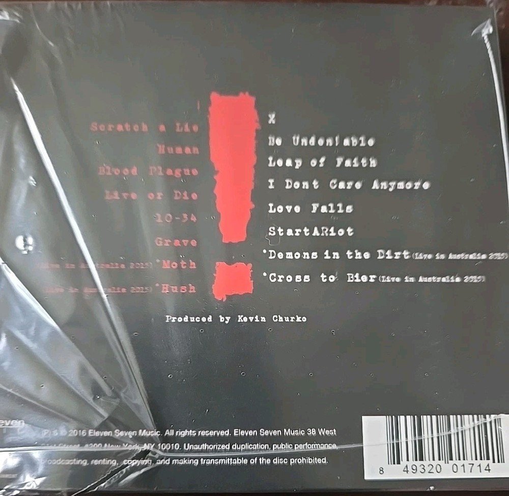 Hellyeah**Undeniable**By Vinnie Paul & Band**Extra Cd Cover & First press**
